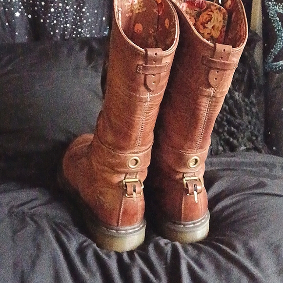 Doc Marten Triumph 7 - Picture 4 of 10